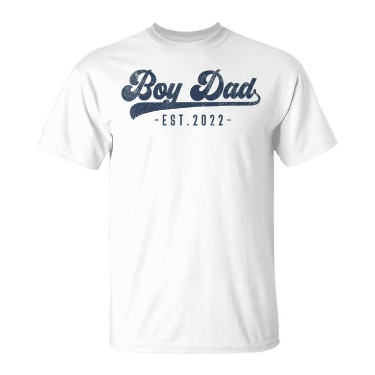 Boy Dad Est 2022 Boy Dad To Be Gifts New Daddy  Unisex T-Shirt
