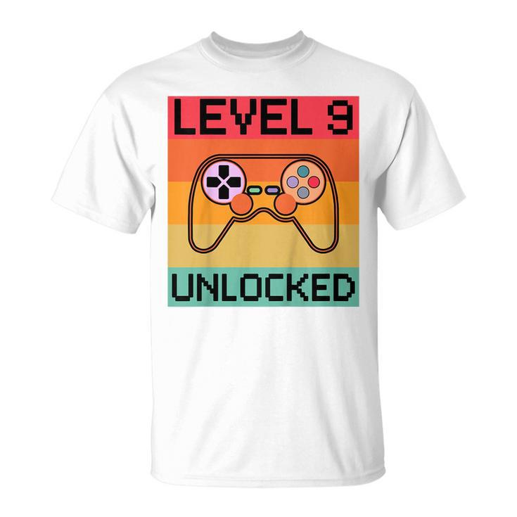 Kids Level 9 Unlocked - Video Gamer - 9Th Birthday Gaming Gift  Unisex T-Shirt