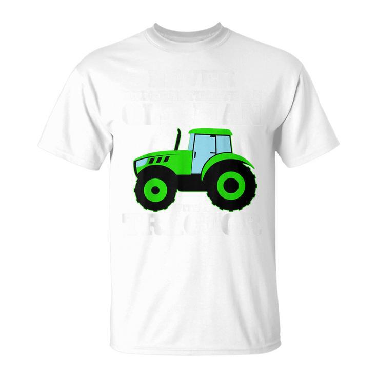 Never Underestimate An Old Man With A Tractor Driver Farmer T-Shirt