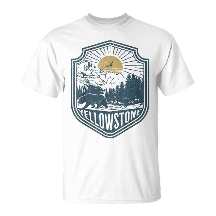 Yellowstone National Park Bear Nature Hiking Outdoors T-Shirt