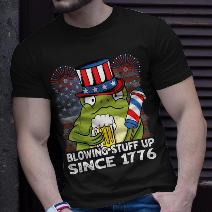 Blowing Stuff Up Since 1776 Funny 4Th Of July Frog Beer Unisex T-Shirt Gifts for Him