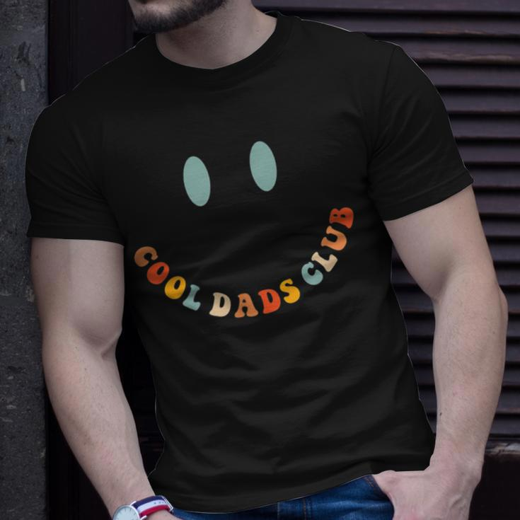 Cool Dads Club Funny Smile Colorful Funny Dad Fathers Day Unisex T-Shirt Gifts for Him
