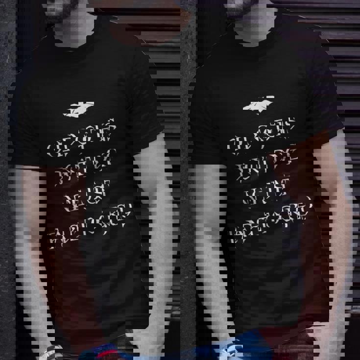 Elder Goth Old Goths Quote Saying Bat Gothic Goth T-Shirt Gifts for Him