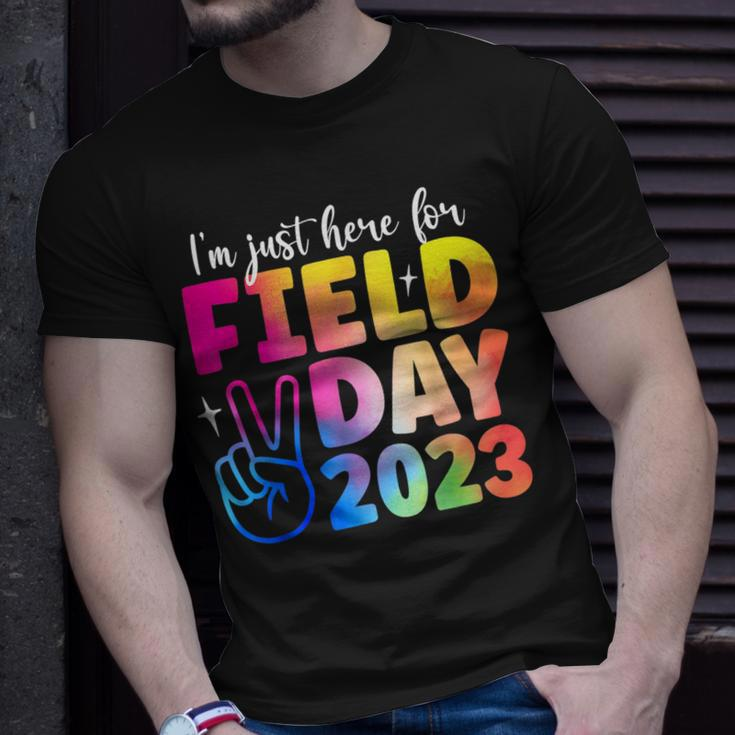 Funny School Field Day 2023 Im Just Here For Field Day Unisex T-Shirt Gifts for Him