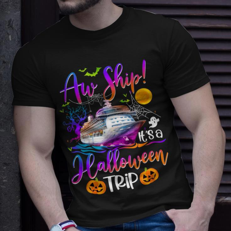 Halloween Cruise Squad Family 2022 Cruising Crew Trip T-Shirt Gifts for Him