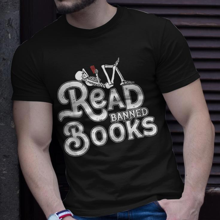 I Read Banned Books Reading Bookworm Unisex T-Shirt Gifts for Him