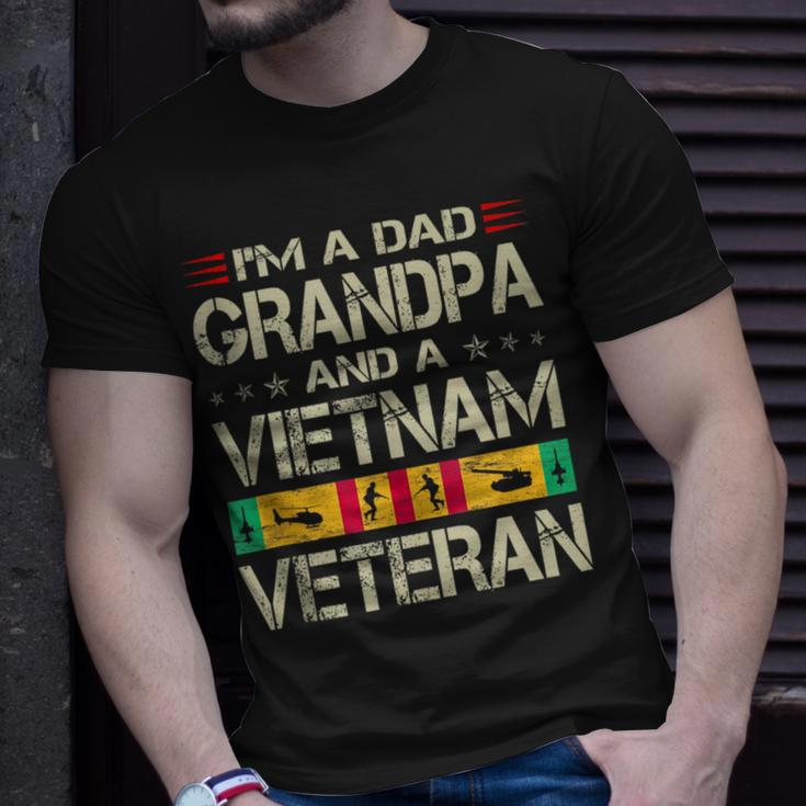 Im A Dad Grandpa And Vietnam Veteran Fathers Day Retro Unisex T-Shirt Gifts for Him