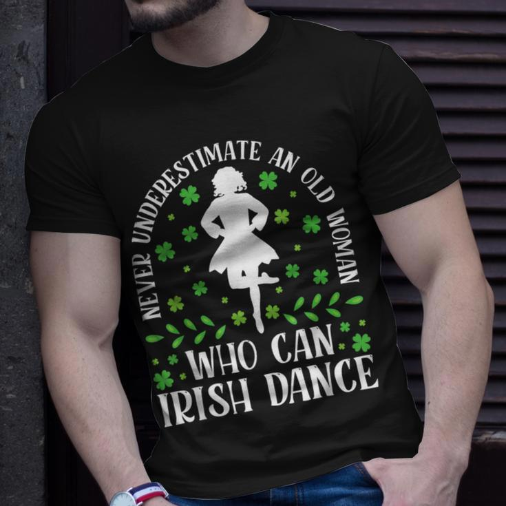 Irish Dance Never Underestimate An Old Irish Tap Dancing T-Shirt Gifts for Him