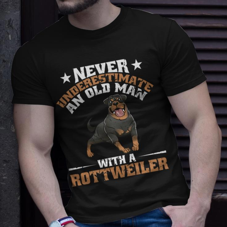 Never Underestimate An Old Man With A Rottweiler Dog Dad Unisex T-Shirt Gifts for Him