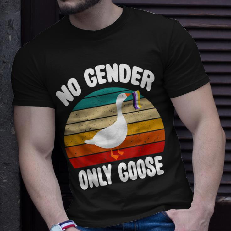 No Gender Only Goose Cute Animal Love Retro Lgbt Pride Month Unisex T-Shirt Gifts for Him