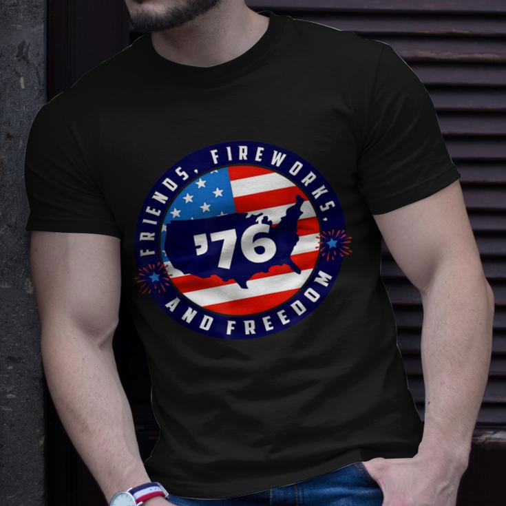 Patriotic 4Th Of July Graphic Art American Flag Fireworks Unisex T-Shirt Gifts for Him