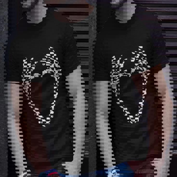 Skeleton Hand Heart Pocket Halloween Costume Bones T-Shirt Gifts for Him