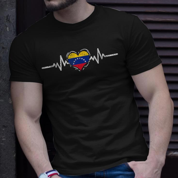 Venezuela Flag Heartbeat Venezuelan Roots Vintage T-Shirt Gifts for Him