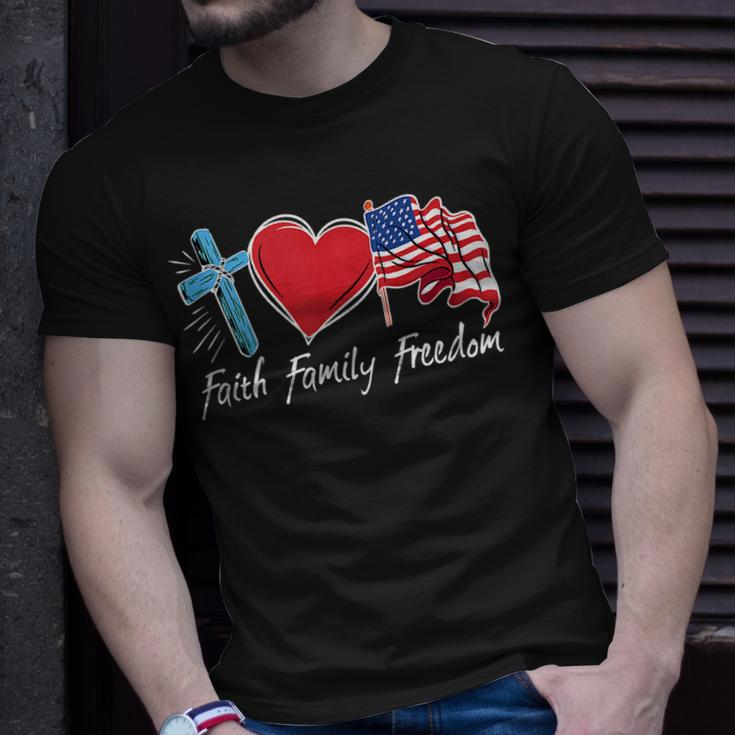 Vintage 4Th Of July Faith Family Freedom Usa Flag Patriotic Unisex T-Shirt Gifts for Him