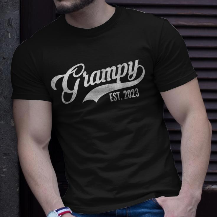 Vintage Grampy Est 2023 First Time Grandpa Fathers Day Gift Gift For Mens Unisex T-Shirt Gifts for Him