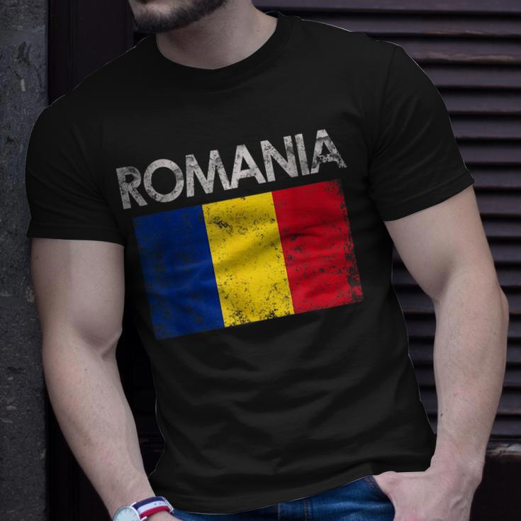 Vintage Romania Romanian Flag Pride Gift Pride Month Funny Designs Funny Gifts Unisex T-Shirt Gifts for Him