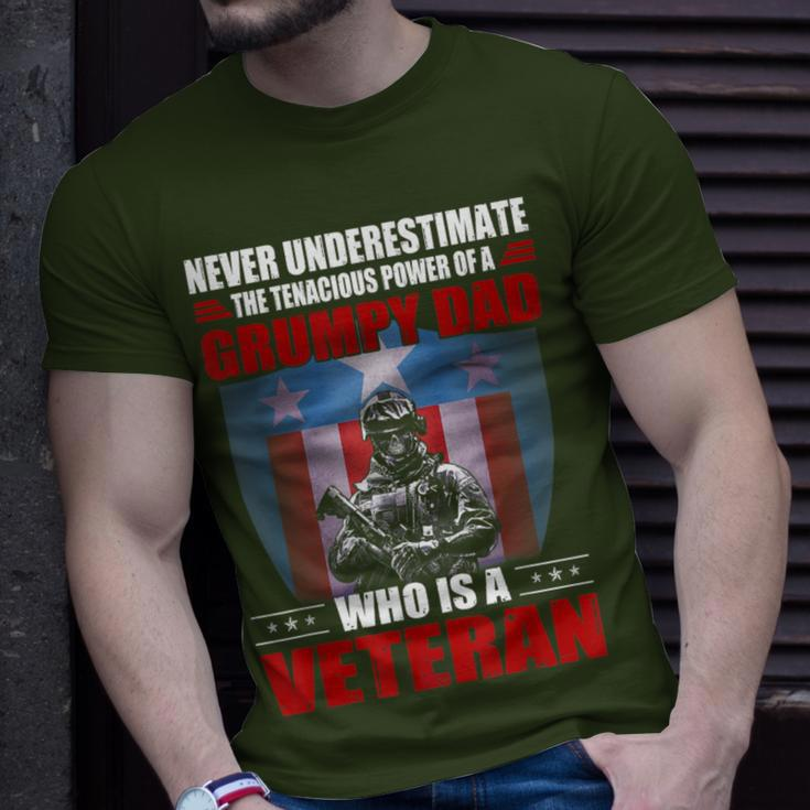 Never Underestimate A Grumpy Dad Who Is A Veteran Xmas T-Shirt Gifts for Him