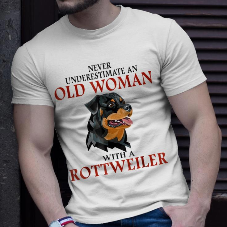 Never Underestimate An Old Woman With A Rottweiler Unisex T-Shirt Gifts for Him