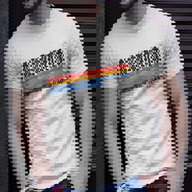Vintage 70S 80S Style San Buenaventura Ca T-Shirt Gifts for Him