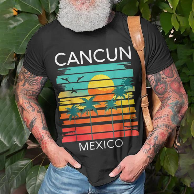 Cancun Mexico Retro Mexican Resort Vacation Summer Trip 2023 Unisex T-Shirt Gifts for Old Men