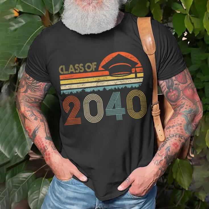 Class Of 2040 Grow With Me Pre-K Graduate Vintage Retro Unisex T-Shirt Gifts for Old Men