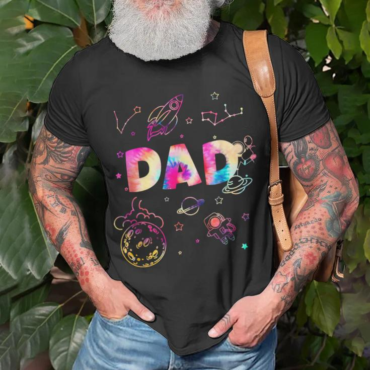 Dad Outer Space Daddy Planet Birthday Fathers Day Gift For Women Unisex T-Shirt Gifts for Old Men