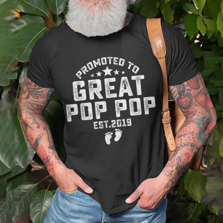 Dad Promoted To Great Pop Pop 2019 Gift For Fathers Day Gift For Men Unisex T-Shirt Gifts for Old Men