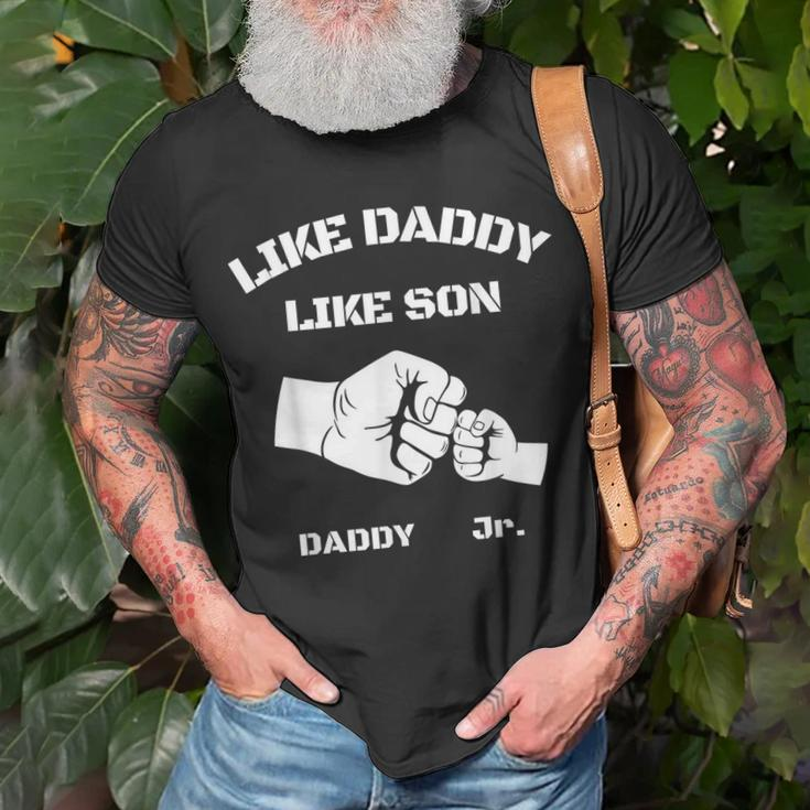 Father Son Fist Bump Matching Fathers Day Daddy Dad & Son Unisex T-Shirt Gifts for Old Men