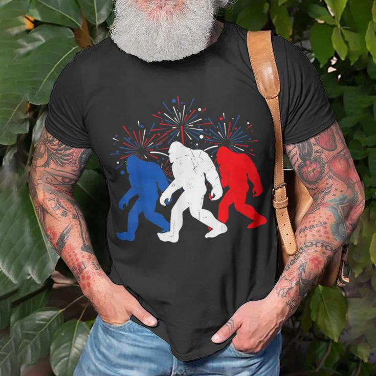 Funny 4Th Of July Red White Blue Bigfoot Fireworks Usa Flag Unisex T-Shirt Gifts for Old Men