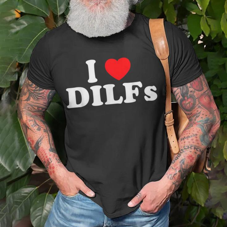I Love Dilfs I Heart Dilfs Red Heart Cool T-Shirt Gifts for Old Men