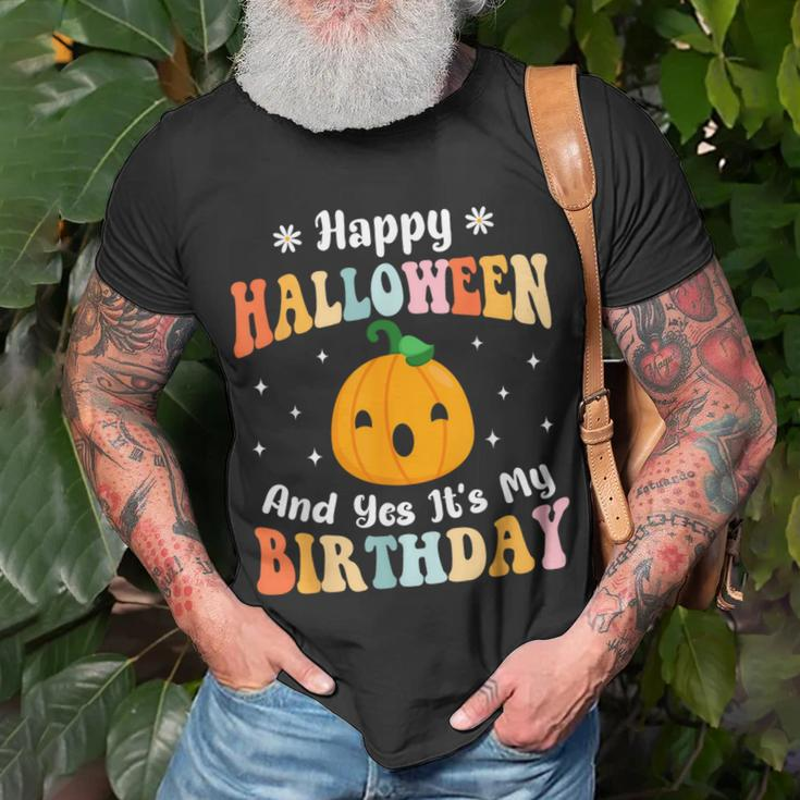 Happy Halloween & Yes It's My Birthday Halloween Day Party T-Shirt Gifts for Old Men