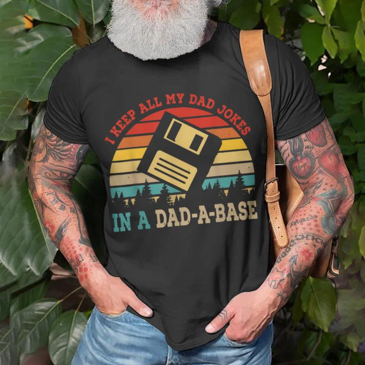 I Keep All My Dad Jokes In A Dadabase Fathers Day Gift Unisex T-Shirt Gifts for Old Men