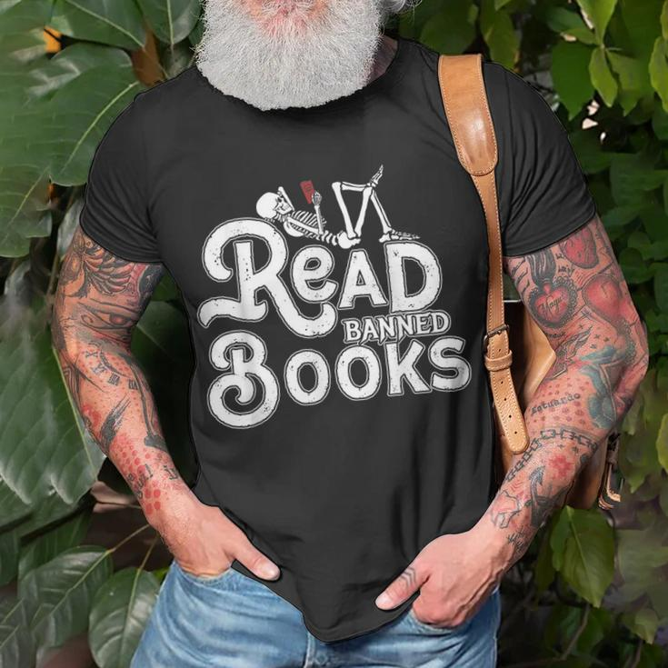 I Read Banned Books Reading Bookworm Unisex T-Shirt Gifts for Old Men