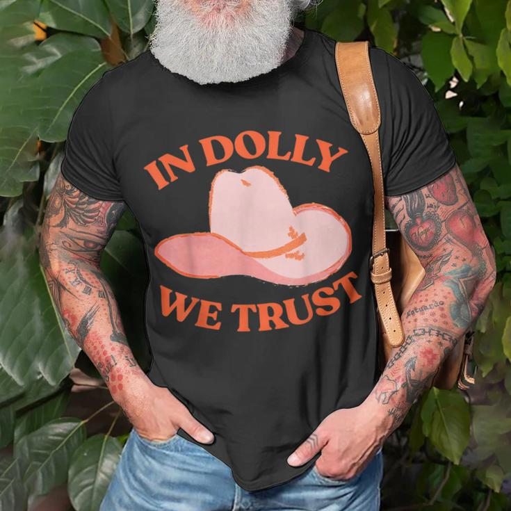 In Dolly We Trust Pink Hat Cowgirl Western 90S Music Funny Unisex T-Shirt Gifts for Old Men