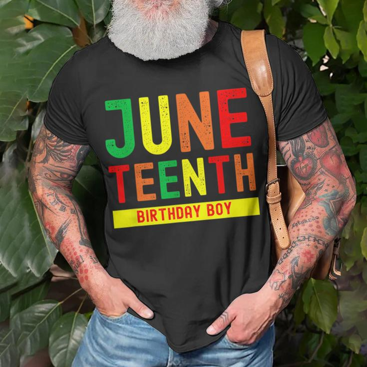 Junenth Birthday Boy | Born On June 19Th Unisex T-Shirt Gifts for Old Men