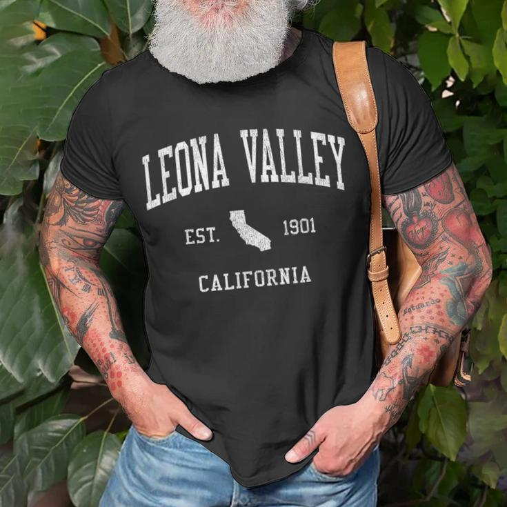 Leona Valley Ca Vintage Athletic Sports Js01 T-Shirt Gifts for Old Men