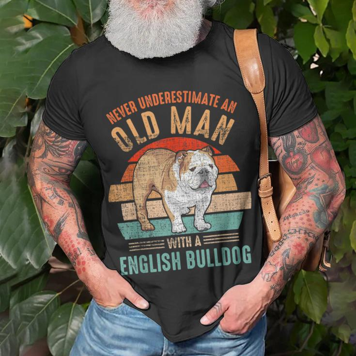 Mb Never Underestimate An Old Man With English Bulldog T-Shirt Gifts for Old Men