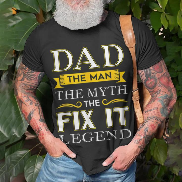 Mr Fix It Dad Gifts Fathers Day Handy Man Gift For Mens Unisex T-Shirt Gifts for Old Men