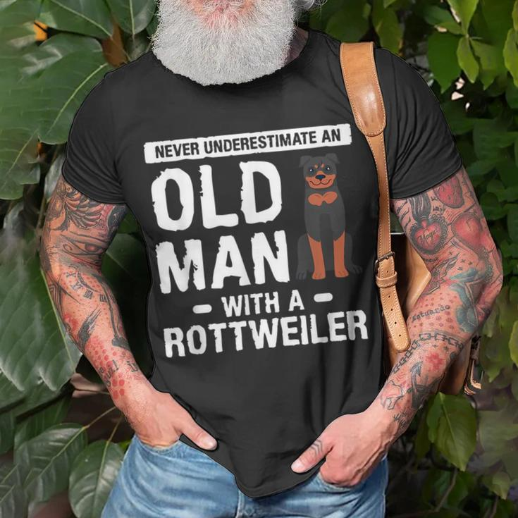 Never Underestimate An Old Man With A Rottweiler Dog Lover Unisex T-Shirt Gifts for Old Men