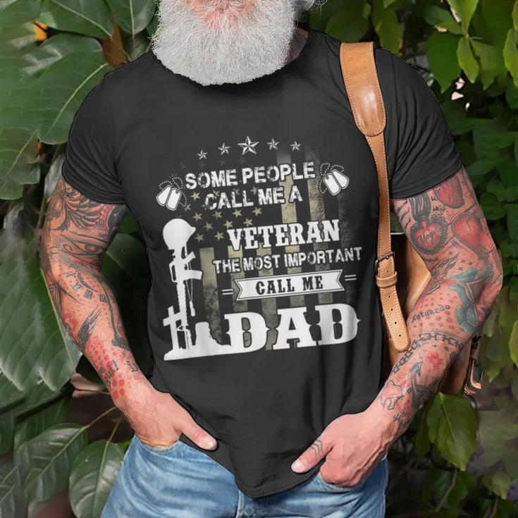 Never Underestimate The Power Of Veteran Dad Gift For Mens Unisex T-Shirt Gifts for Old Men