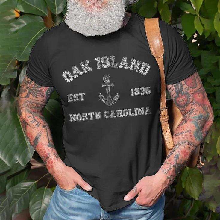 Oak Island Nc Nautical Anchor Unisex T-Shirt Gifts for Old Men