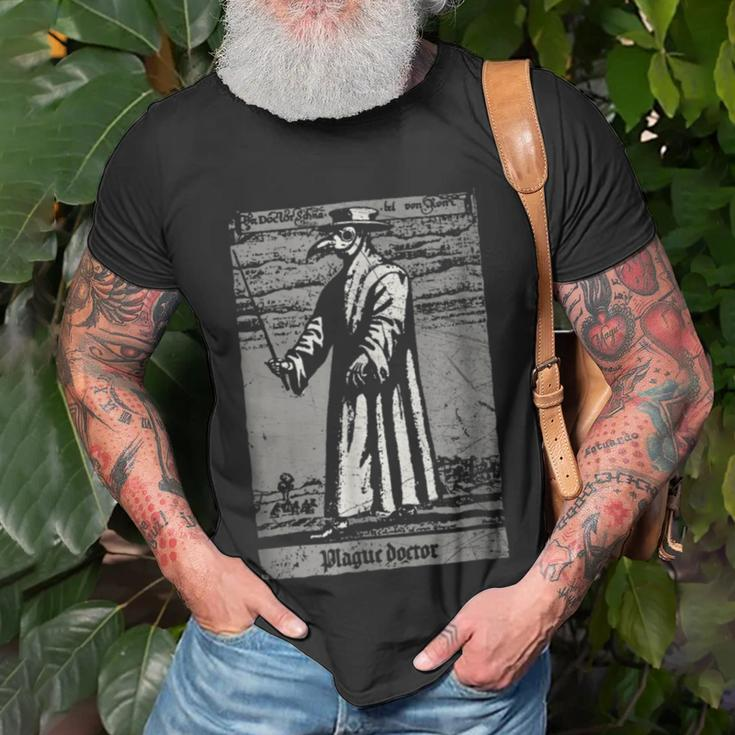 Occult Plague Doctor Horror Death Vintage Tarot Tarot T-Shirt Gifts for Old Men