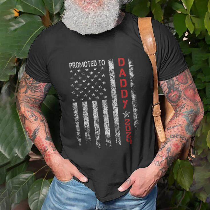 Patriotic Promoted To Daddy Est 2024 First Time Dad T-Shirt Gifts for Old Men