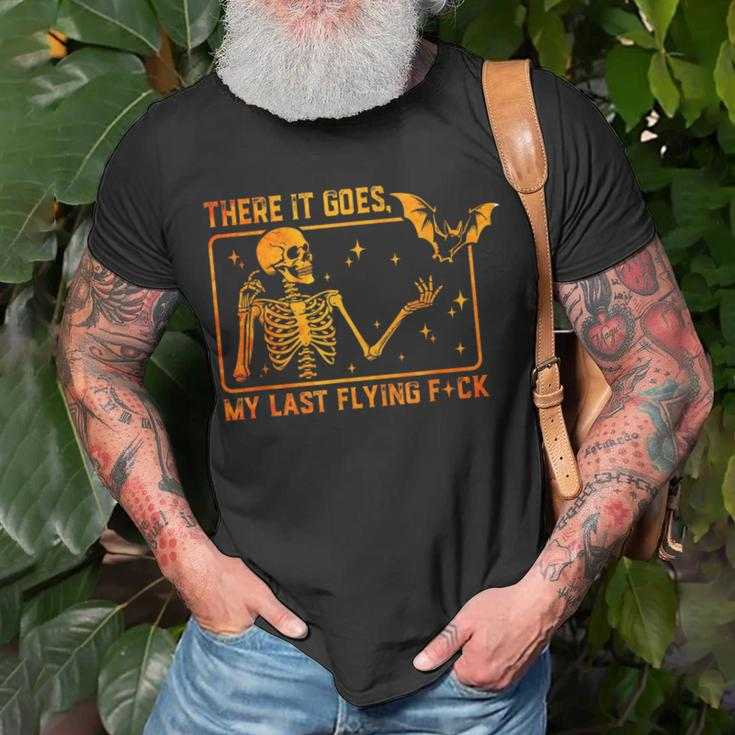 There It Goes My Last Flying Fuck Skeleton Halloween T-Shirt Gifts for Old Men