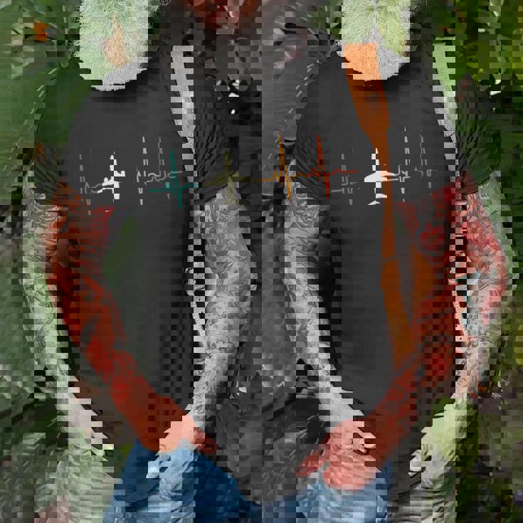 Retro Airplane Heartbeat Pilot Flying Cool Aviator Unisex T-Shirt Gifts for Old Men