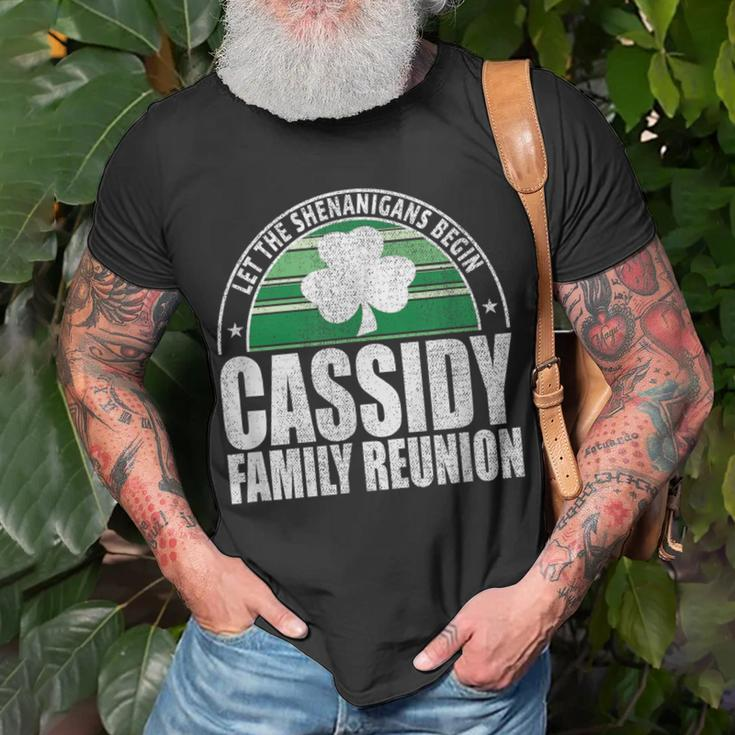 Retro Cassidy Family Reunion Irish T-Shirt Gifts for Old Men