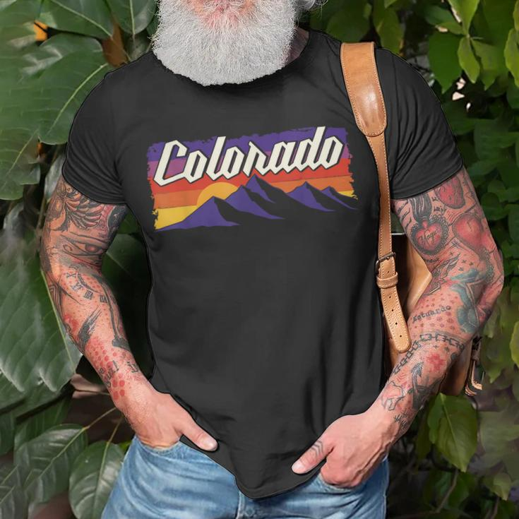 Retro Vintage Mountains Colorado Unisex T-Shirt Gifts for Old Men