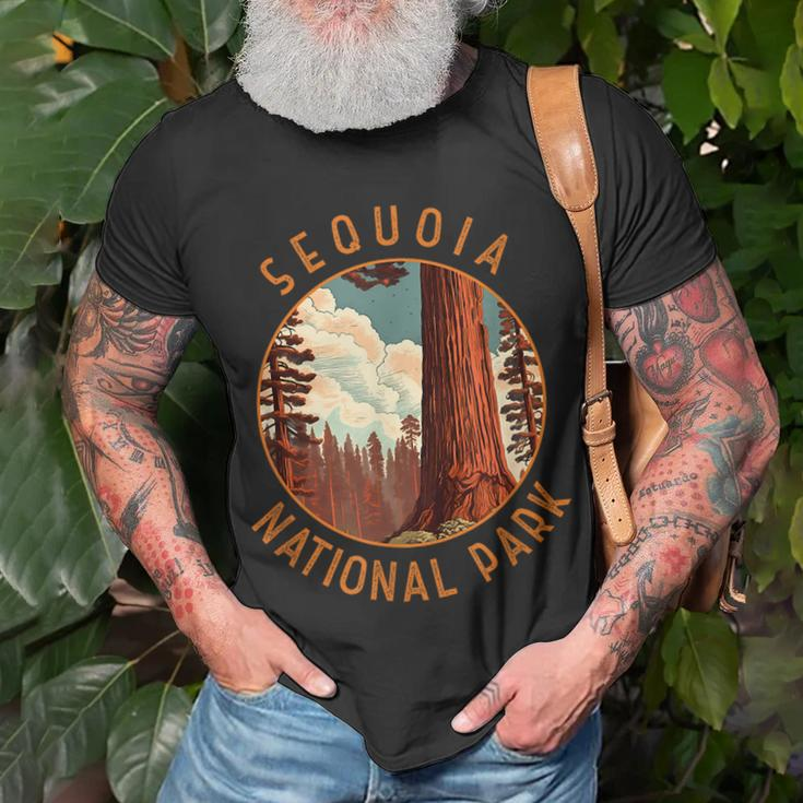 Sequoia National Park Illustration Distressed Circle T-Shirt Gifts for Old Men