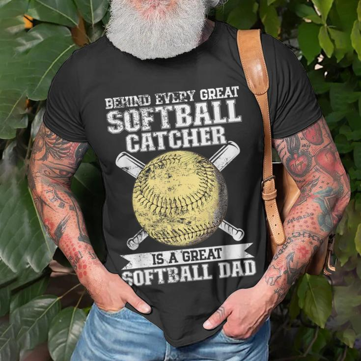 Softball Catcher Dad Pitcher Fastpitch Coach Fathers Day Unisex T-Shirt Gifts for Old Men