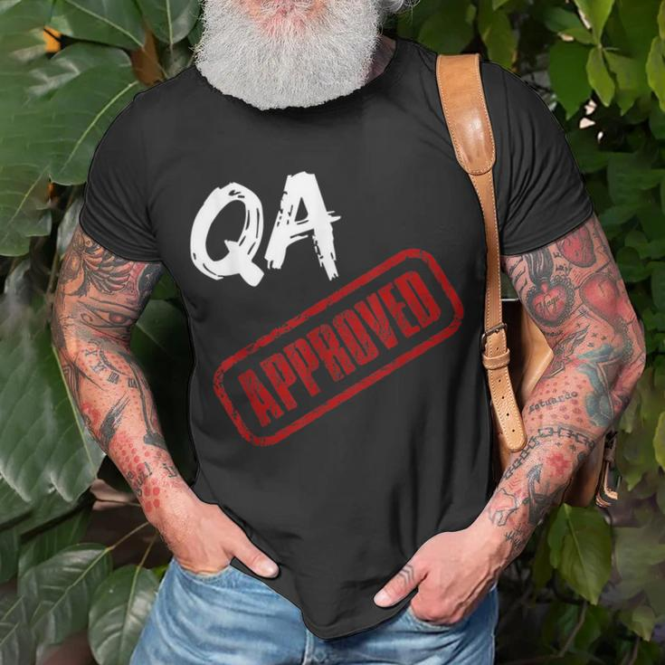 Software Qa Tester Qa Approved T-Shirt Gifts for Old Men